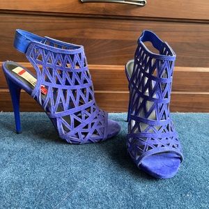 Steve Madden Cobalt Blue Sandals